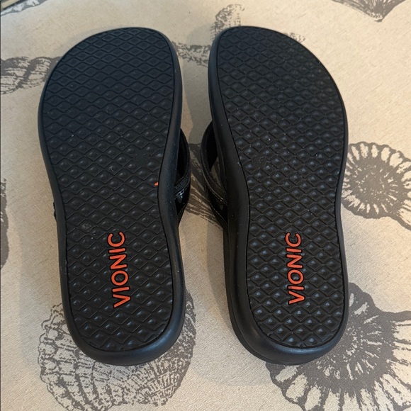 Vionic Sandals - Picture 4 of 4